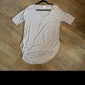 Old Navy stripe tee shirt size Medium
